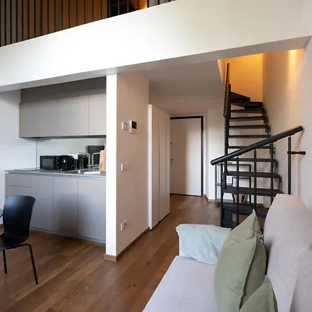 Maderni Breathtaking - By Myhomeincomo Apartamento *
