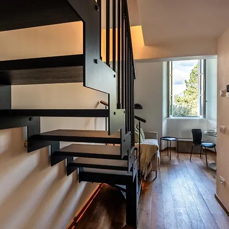 Apartamento Maderni Breathtaking - By Myhomeincomo *