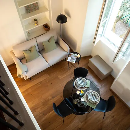 Apartamento Maderni Breathtaking - By Myhomeincomo